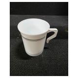 38 Plastic coffee cups