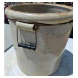 Genuine Antique 10 gallon Red Wing Crock