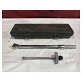 Craftsman Micro-Adjusting Torque Control Wrench With Case Craftsman Micro-Adjusting Torque Control Wrench With Case