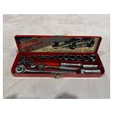 Master Mechanic 21-Piece 3/8 and 1/4 Drive Socket Set with Original Case Master Mechanic 21-Piece 3/8 and 1/4 Drive Socket Set with Original Case