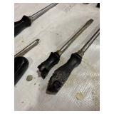 Snap-on Screwdrivers with Black Handles Snap-on Screwdrivers with Black Handles