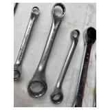 Six Combination Wrenches Including Ratcheting Mechanism Six Combination Wrenches Including Ratcheting Mechanism