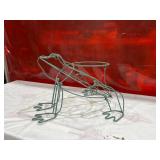 Metal Frog Plant Holder in Wireframe Design Metal Frog Plant Holder in Wireframe Design