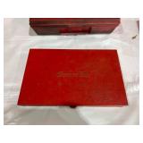 Snap-on Tools Compression Tester Set with Case Snap-on Tools Compression Tester Set with Case