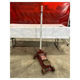 Mac Tools 2 1/2 Ton Hydraulic Floor Jack Mac Tools 2 1/2 Ton Hydraulic Floor Jack