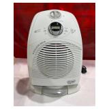 DeLonghi Safe Heat Electronic Fan Heater with Oscillation DeLonghi Safe Heat Electronic Fan Heater with Oscillation