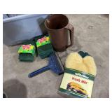 Cleaning Supplies and Heavy-Duty Storage Bin With Lid Cleaning Supplies and Heavy-Duty Storage Bin With Lid