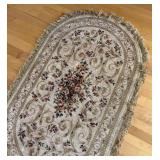 Vintage Oval Area Rug with Floral Pattern and Fringe