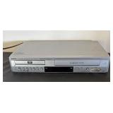 Sanyo DVW-7100 DVD and VHS Video Cassette Recorder