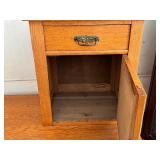 Antique Oak Gentlemen