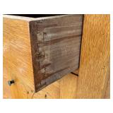 Antique Oak Gentlemen