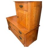 Antique Oak Gentlemen