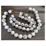 Howlite Beaded Necklace and Bracelet Set