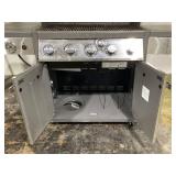 MemberÂ’s Mark Pro Series 5-Burner Gas Grill with Thermostatic Control #G62304 MemberÂ’s Mark Pro Series 5-Burner Gas Grill with Thermostatic Control #G62304