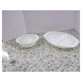 Vintage White Milk Glass Pyrex... Vintage White Milk Glass Pyrex...