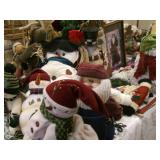 A lot full of Christmas Decor... A lot full of Christmas Decor...