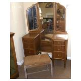 Antique Vanity w/ bench... Antique Vanity w/ bench...