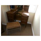 Antique Vanity w/ bench... Antique Vanity w/ bench...