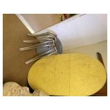 Vintage Enamel yellow table missing... Vintage Enamel yellow table missing...