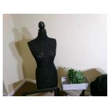 Mannequin w/ two side tabels, 2 pai... Mannequin w/ two side tabels, 2 pai...