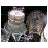 Set of Vintage Clear Glass Dish Pla... Set of Vintage Clear Glass Dish Pla...