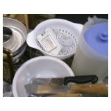 Houshold Kitchenwares... Houshold Kitchenwares...