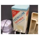 Houshold Kitchenwares... Houshold Kitchenwares...