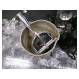 Household Kitchenwares... Household Kitchenwares...