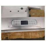 EAGO  AM196ETL 71 in. Acrylic Flatbottom Whirlpool Bathtub in White **Retails for $4500+