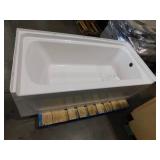 60 in. x 30 in. Soaking Bathtub with Right Drain in White