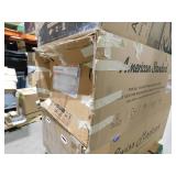 EverClean 60 in. x 32 in. Whirlpool Bathtub with Left Drain in White * Damaged corner