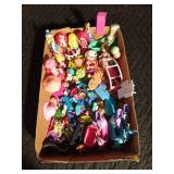 Strawberry Shortcake, Polly Pocket and other mini dolls and accessories Strawberry Shortcake, Polly Pocket and other mini dolls and accessories