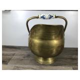 Vintage Large Brass Scuttle Coal Bucket With Delft Porcelain Handles Lion Heads Vintage Large Brass Scuttle Coal Bucket With Delft Porcelain Handles Lion Heads