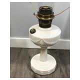 1940s Aladdin White Alacite Lincoln Tall Drape Kerosine Oil Lamp Model B w Spider and Globe 1940s Aladdin White Alacite Lincoln Tall Drape Kerosine Oil Lamp Model B w Spider and Globe