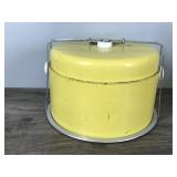Vintage Cake and Pie Carrier Vintage Cake and Pie Carrier