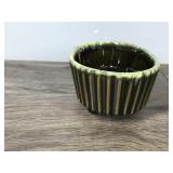 Vintage Hull USA Pottery F39 Green Drip Glaze Planter Flower Pot Vintage Hull USA Pottery F39 Green Drip Glaze Planter Flower Pot