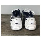 Pair of Avia Tennis Shoes Size 10 Pair of Avia Tennis Shoes Size 10