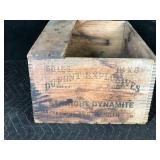 DuPont Explosive Wooden Box “Ditching Dynamite” DuPont Explosive Wooden Box “Ditching Dynamite”