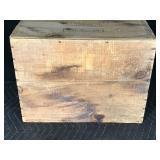 DuPont Explosive Wooden Box “Ditching Dynamite” DuPont Explosive Wooden Box “Ditching Dynamite”
