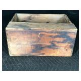 DuPont Explosive Wooden Box “Ditching Dynamite” DuPont Explosive Wooden Box “Ditching Dynamite”