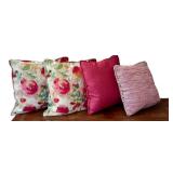 Set of 4 Decorative Throw Pillows in Luxurious Fabrics
