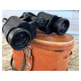 Tasco 7X-15X35 Zoom Binoculars with Vintage Leather Case