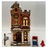 Department 56 Snow Village Post Office Lighted Building with Accessories