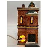 Department 56 Snow Village Post Office Lighted Building with Accessories