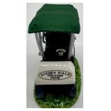 Department 56 Snow Village First Round of the Year Golf Ceramic Accessories Set