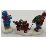 Department 56 Snow Village Saturday Morning Downtown Lighted Set with Figures