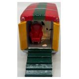 Department 56 Snow Village Springfield House and Moving Day Ceramic Set