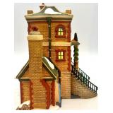 Department 56 Lighted Ceramic Custom House Holiday Village Building with 5 Lampposts