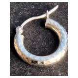 14K Yellow Gold Diamond-Cut 16mm Round Hoop Earrings