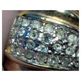 18 KT GE and Crystals Ring - Size 6.75